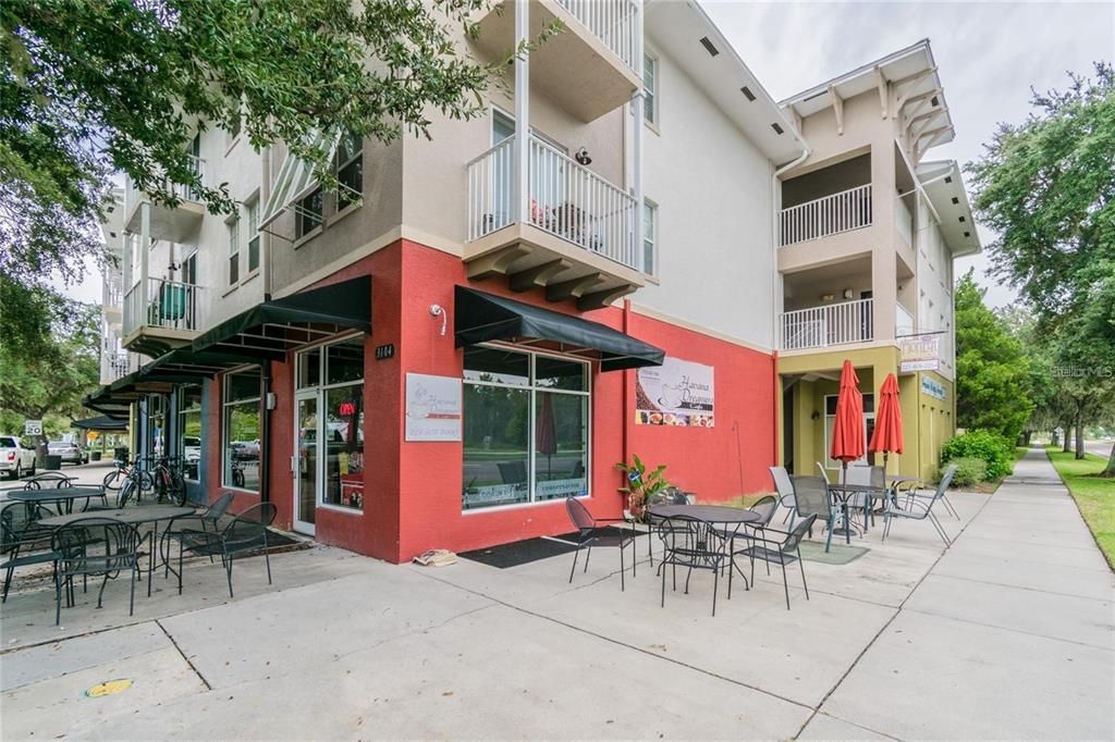 For Sale: $695,000 (6 beds, 4 baths, 3060 Square Feet)