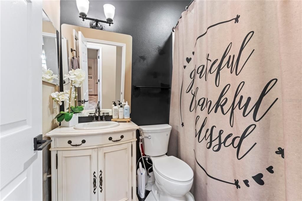 For Sale: $695,000 (6 beds, 4 baths, 3060 Square Feet)