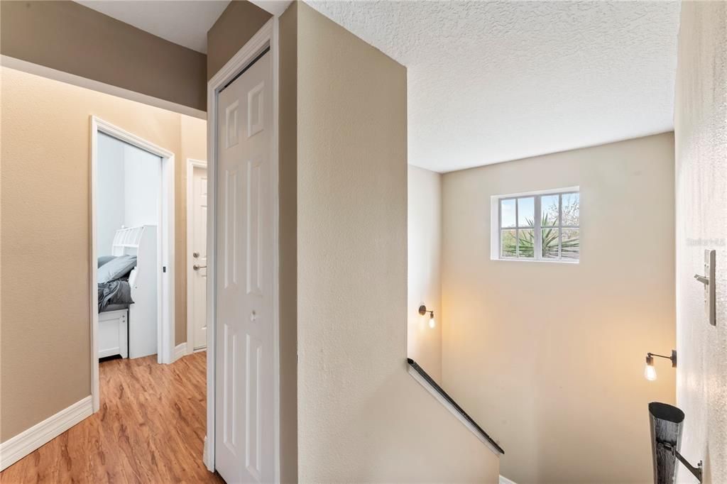 For Sale: $695,000 (6 beds, 4 baths, 3060 Square Feet)