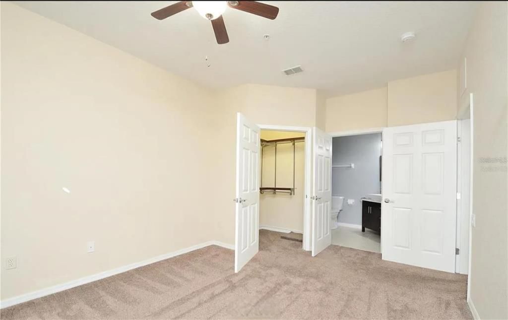 For Rent: $1,600 (2 beds, 2 baths, 1112 Square Feet)