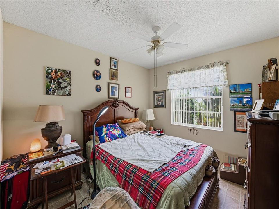 En Venta: $184,900 (2 camas, 1 baños, 968 Pies cuadrados)