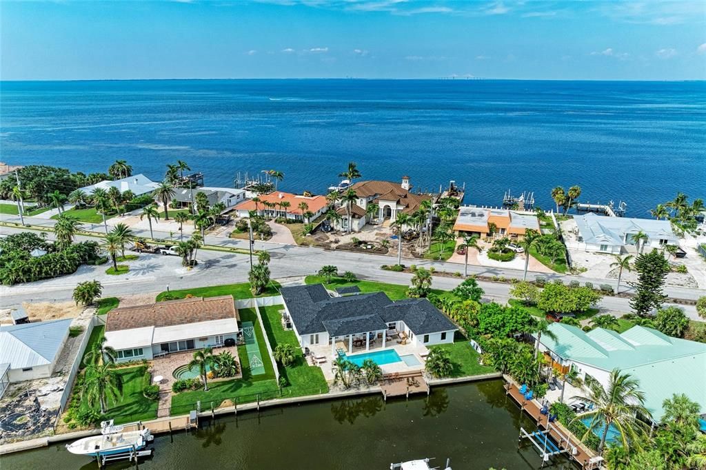 Active With Contract: $2,595,000 (4 beds, 4 baths, 2419 Square Feet)