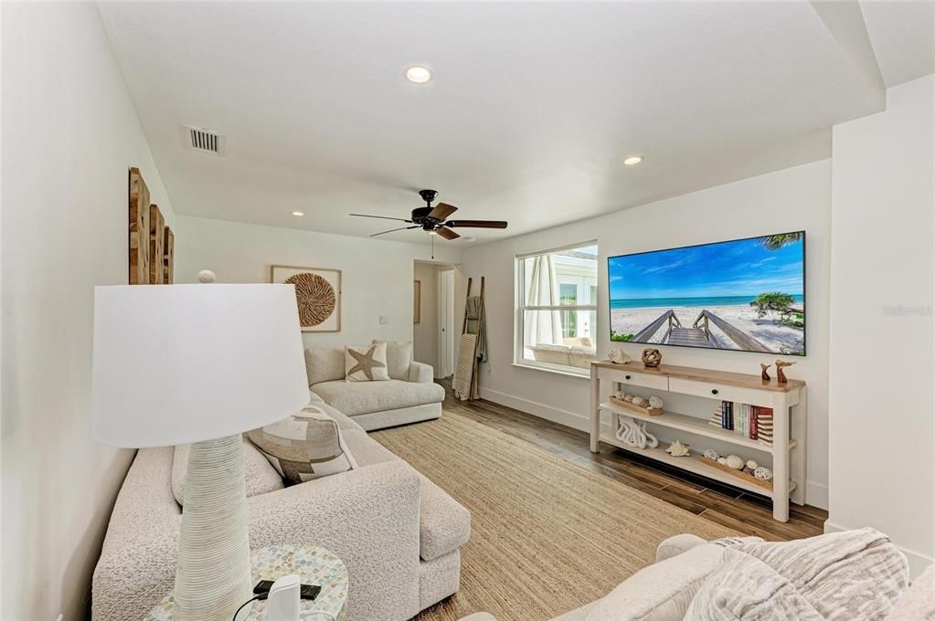 Active With Contract: $2,595,000 (4 beds, 4 baths, 2419 Square Feet)