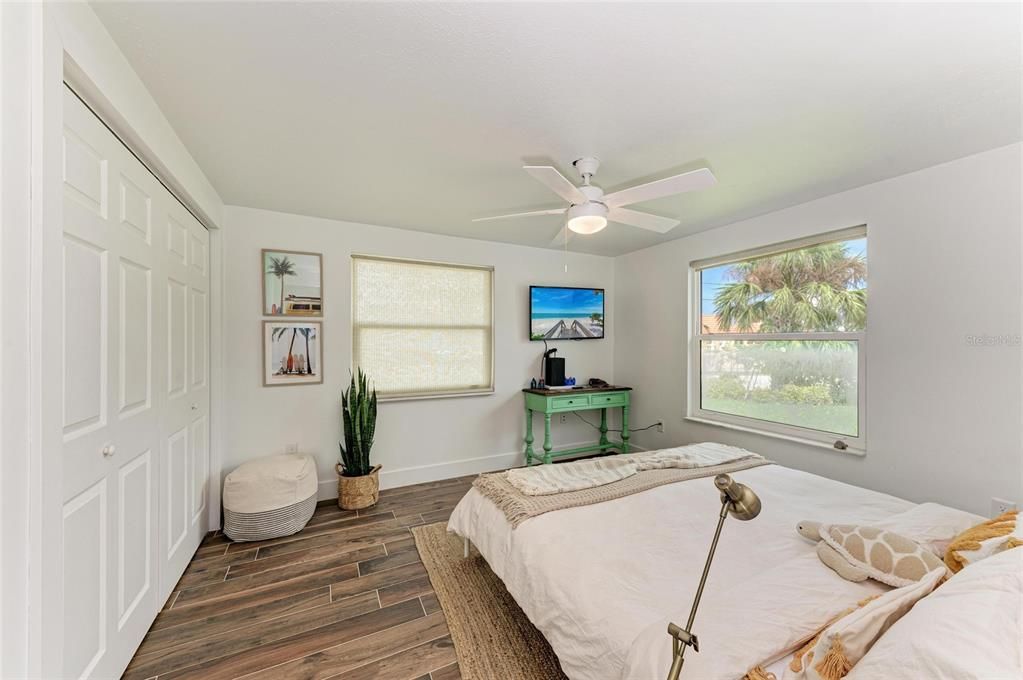 Active With Contract: $2,595,000 (4 beds, 4 baths, 2419 Square Feet)