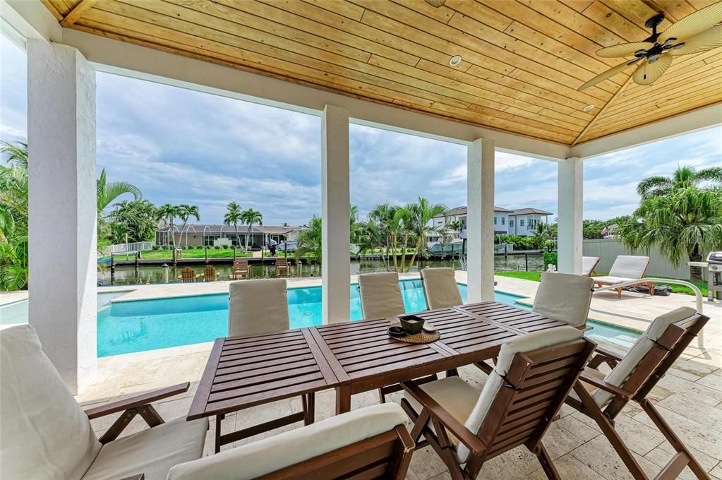 Active With Contract: $2,595,000 (4 beds, 4 baths, 2419 Square Feet)