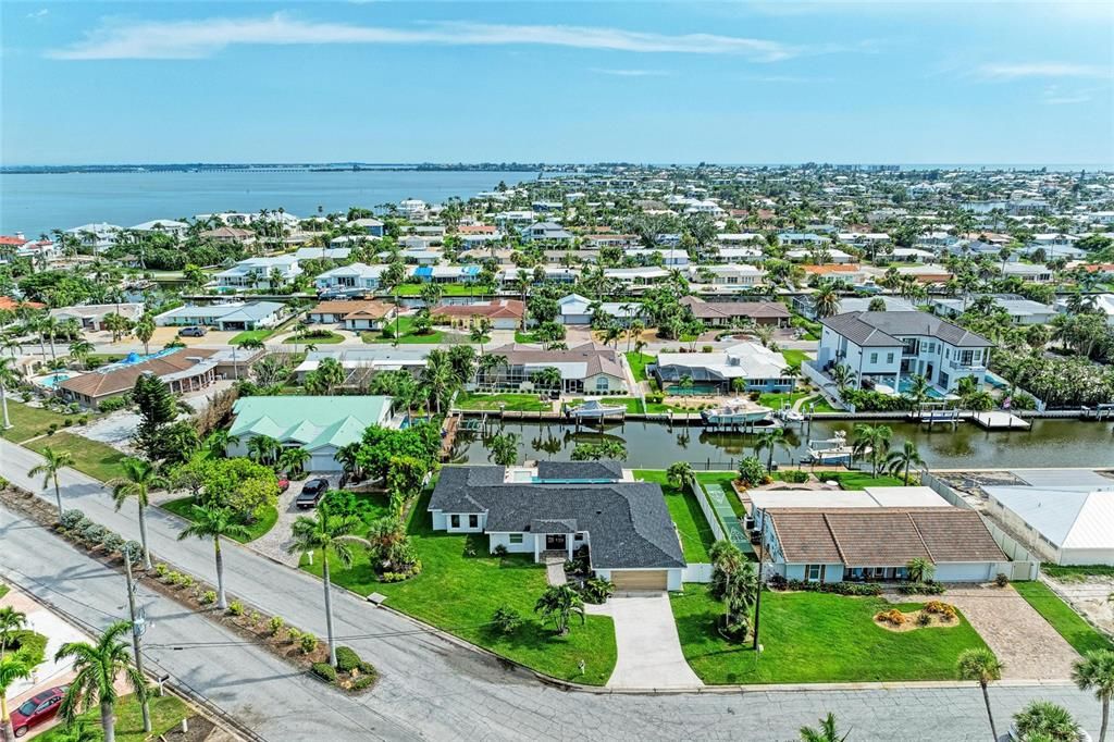 Active With Contract: $2,595,000 (4 beds, 4 baths, 2419 Square Feet)