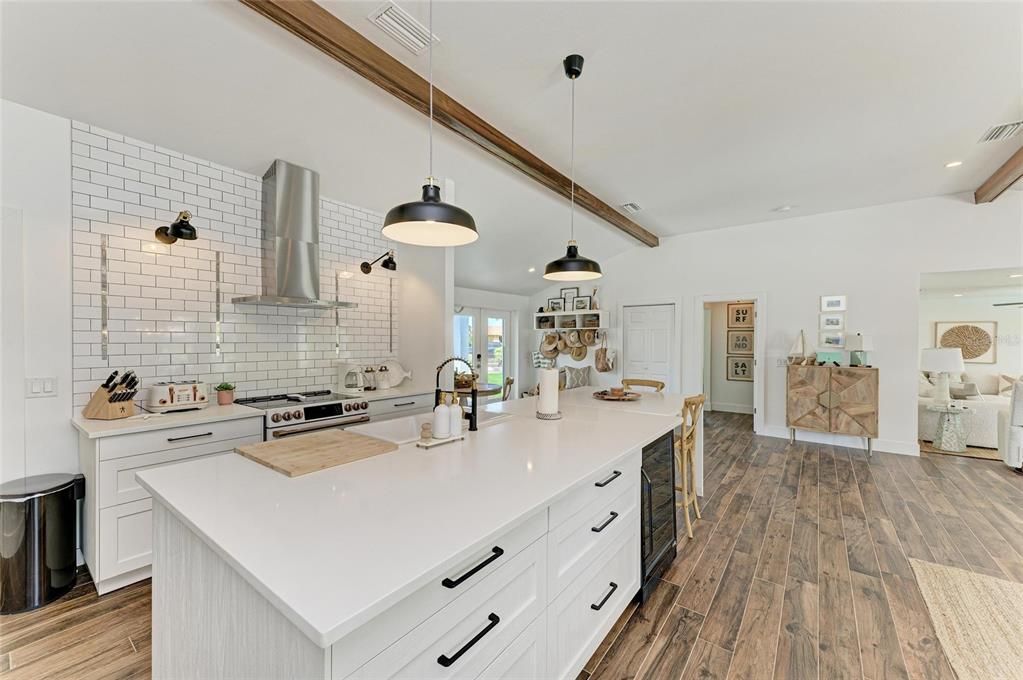 Active With Contract: $2,595,000 (4 beds, 4 baths, 2419 Square Feet)