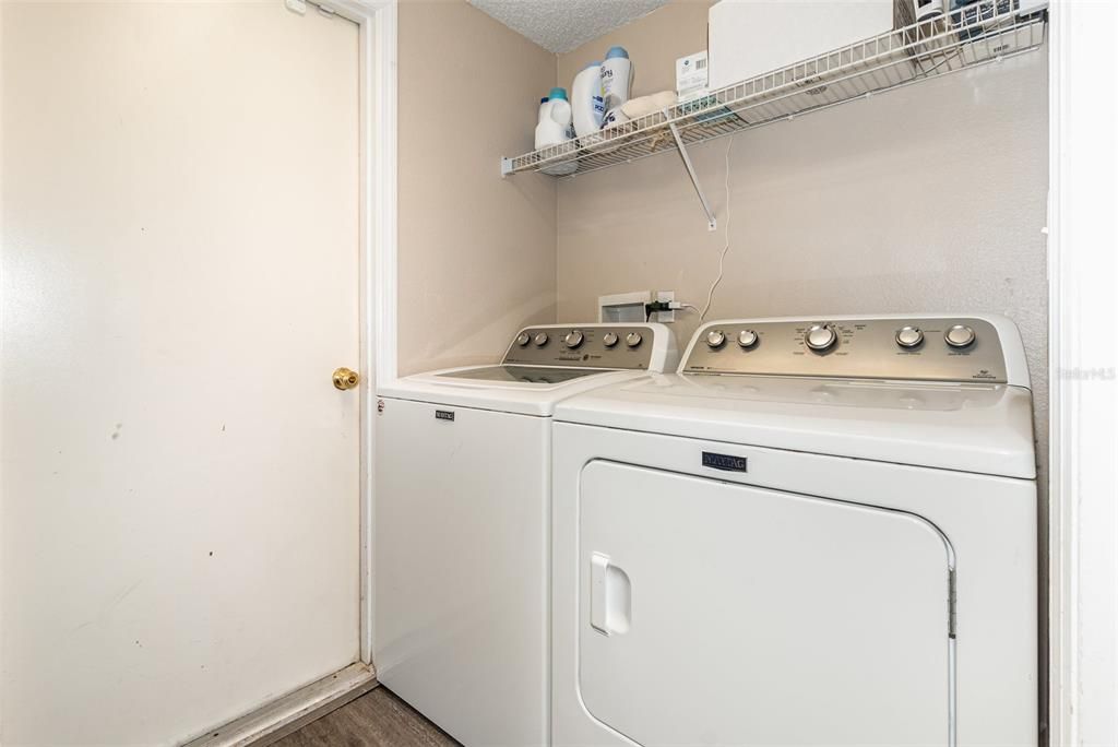 Active With Contract: $375,000 (3 beds, 2 baths, 2156 Square Feet)