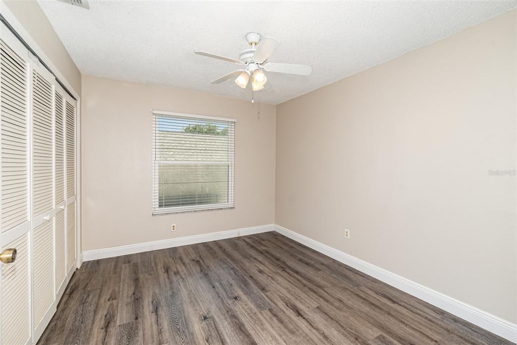 Active With Contract: $375,000 (3 beds, 2 baths, 2156 Square Feet)