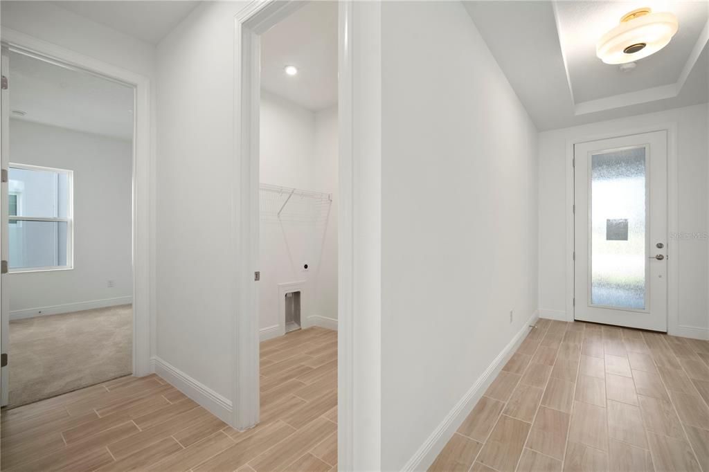 На продажу: $459,850 (4 спален, 2 ванн, 1805 Квадратных фут)