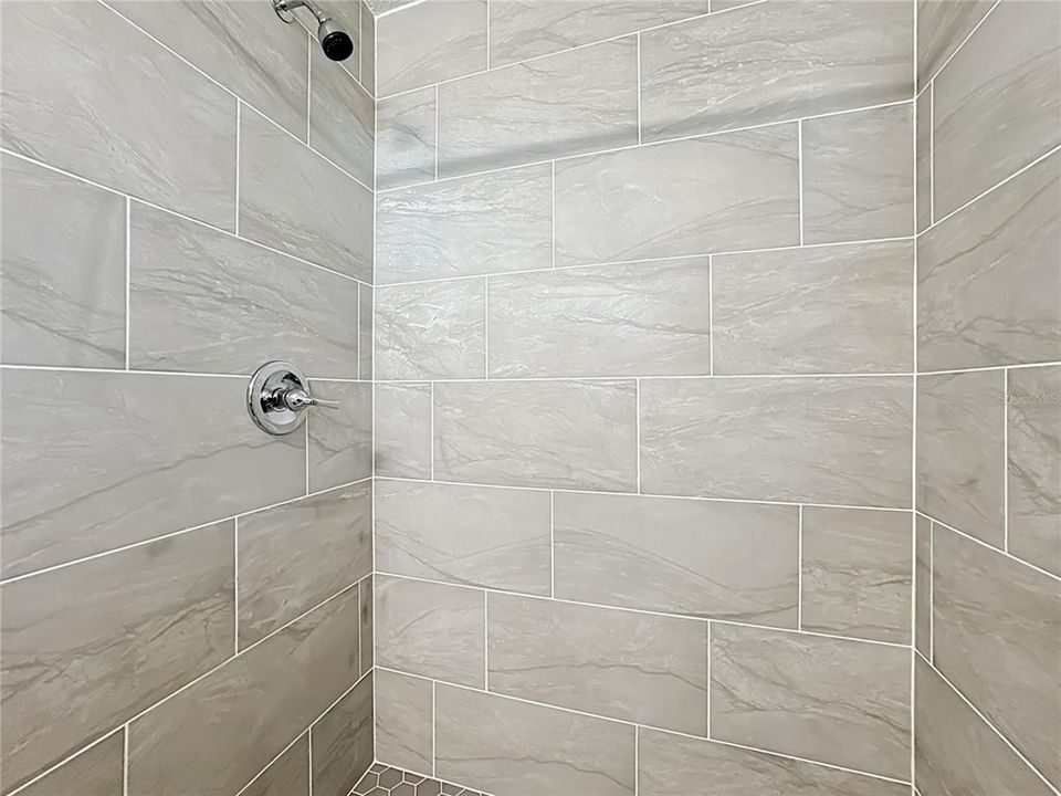 Под контрактом: $269,900 (3 спален, 2 ванн, 1088 Квадратных фут)