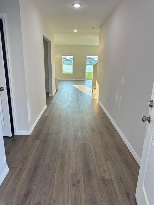 For Rent: $2,999 (5 beds, 3 baths, 2892 Square Feet)