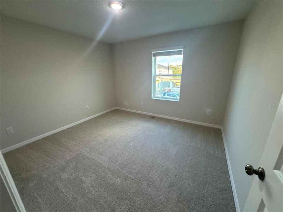 For Rent: $2,999 (5 beds, 3 baths, 2892 Square Feet)