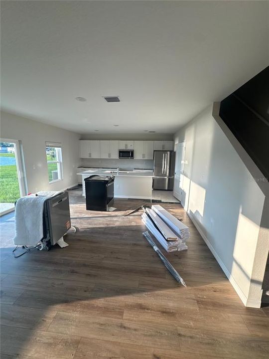 For Rent: $2,999 (5 beds, 3 baths, 2892 Square Feet)