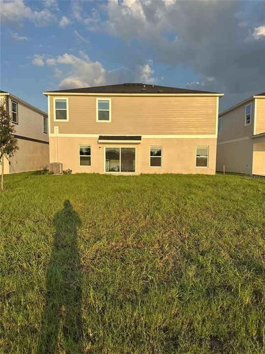 For Rent: $2,999 (5 beds, 3 baths, 2892 Square Feet)