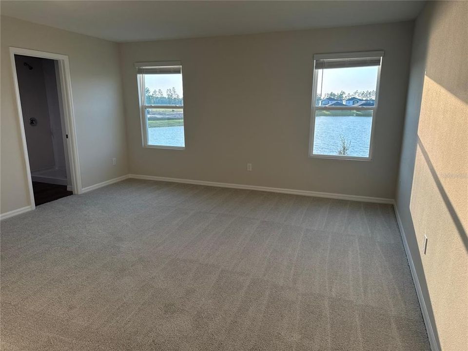 For Rent: $2,999 (5 beds, 3 baths, 2892 Square Feet)