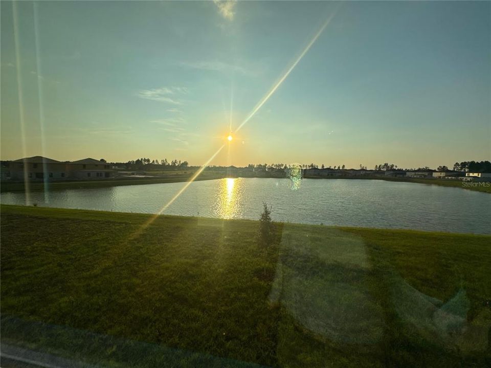 For Rent: $2,999 (5 beds, 3 baths, 2892 Square Feet)