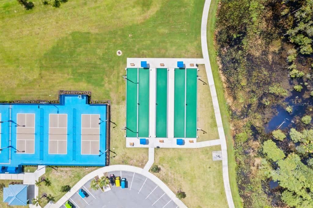 For Sale: $655,000 (3 beds, 3 baths, 2161 Square Feet)