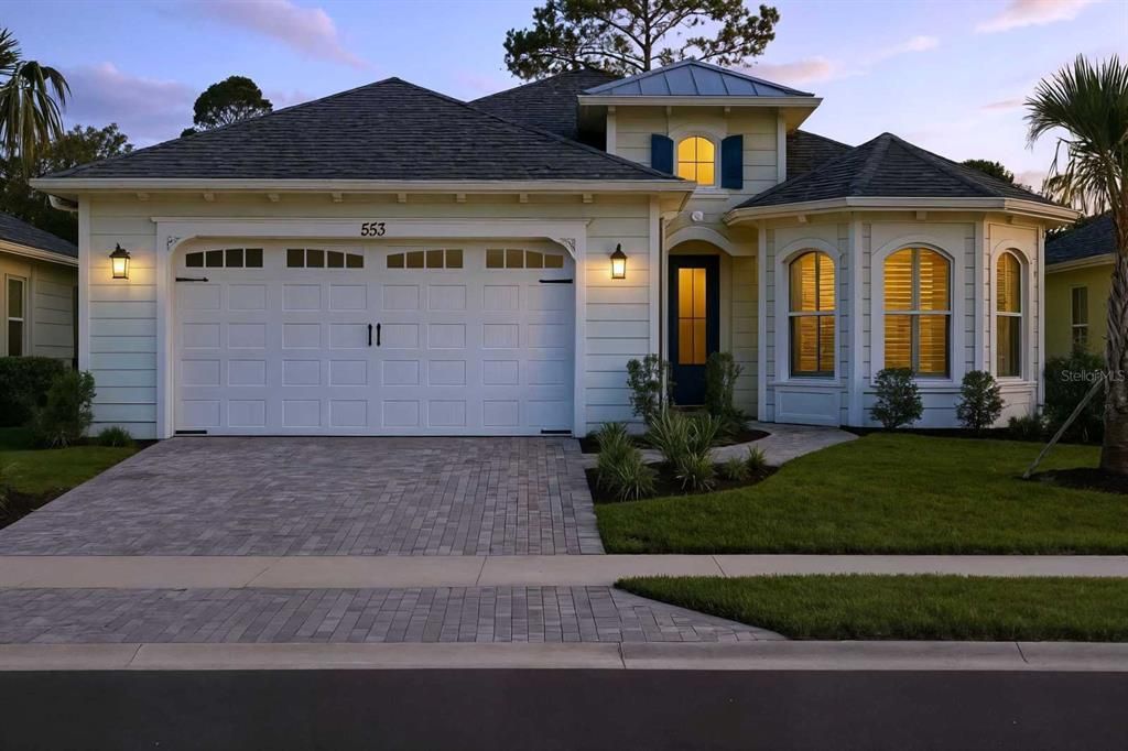 For Sale: $655,000 (3 beds, 3 baths, 2161 Square Feet)