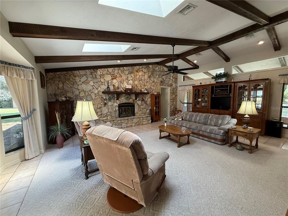 待售: $879,900 (3 贝兹, 3 浴室, 2319 平方英尺)