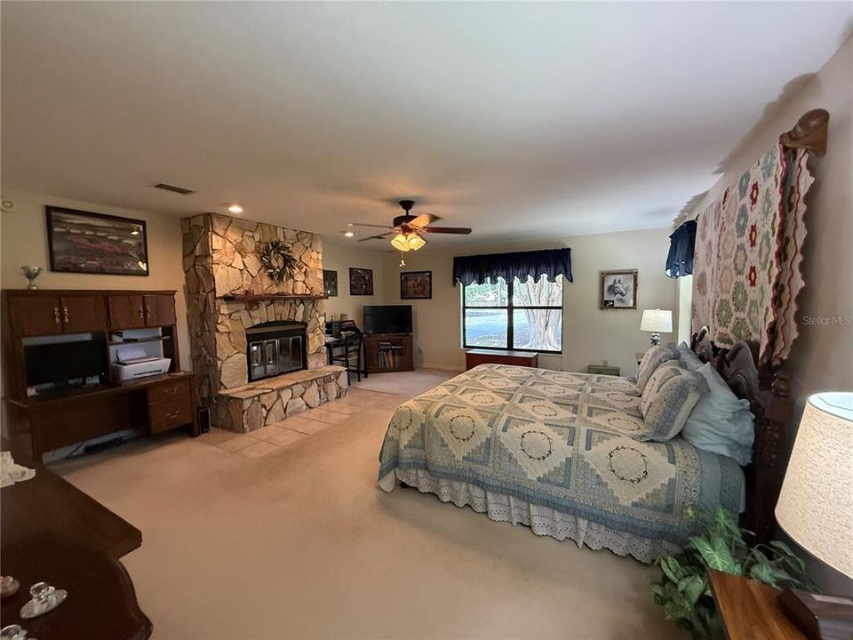 待售: $879,900 (3 贝兹, 3 浴室, 2319 平方英尺)