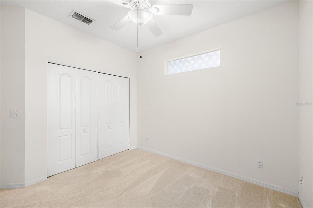 待售: $245,000 (2 贝兹, 2 浴室, 1195 平方英尺)