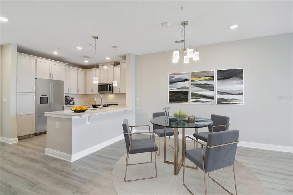 Под контрактом: $364,900 (2 спален, 2 ванн, 1368 Квадратных фут)