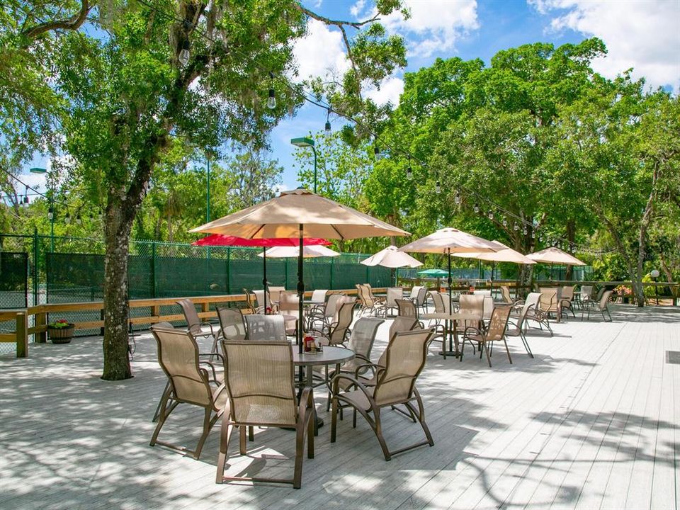 Activo con contrato: $689,000 (3 camas, 2 baños, 2604 Pies cuadrados)