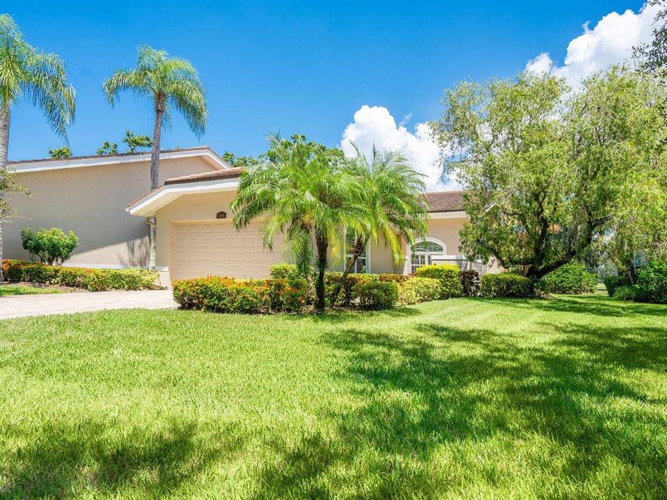 Activo con contrato: $689,000 (3 camas, 2 baños, 2604 Pies cuadrados)