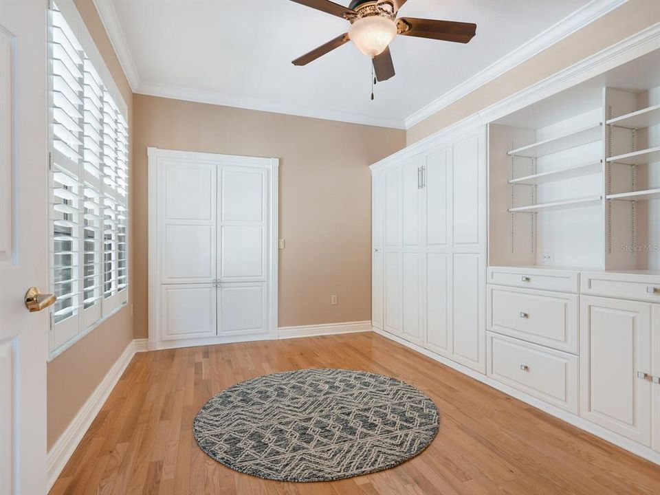 Activo con contrato: $689,000 (3 camas, 2 baños, 2604 Pies cuadrados)