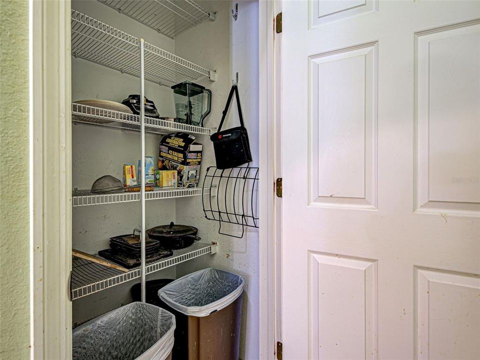 合同活跃: $525,000 (4 贝兹, 3 浴室, 2638 平方英尺)