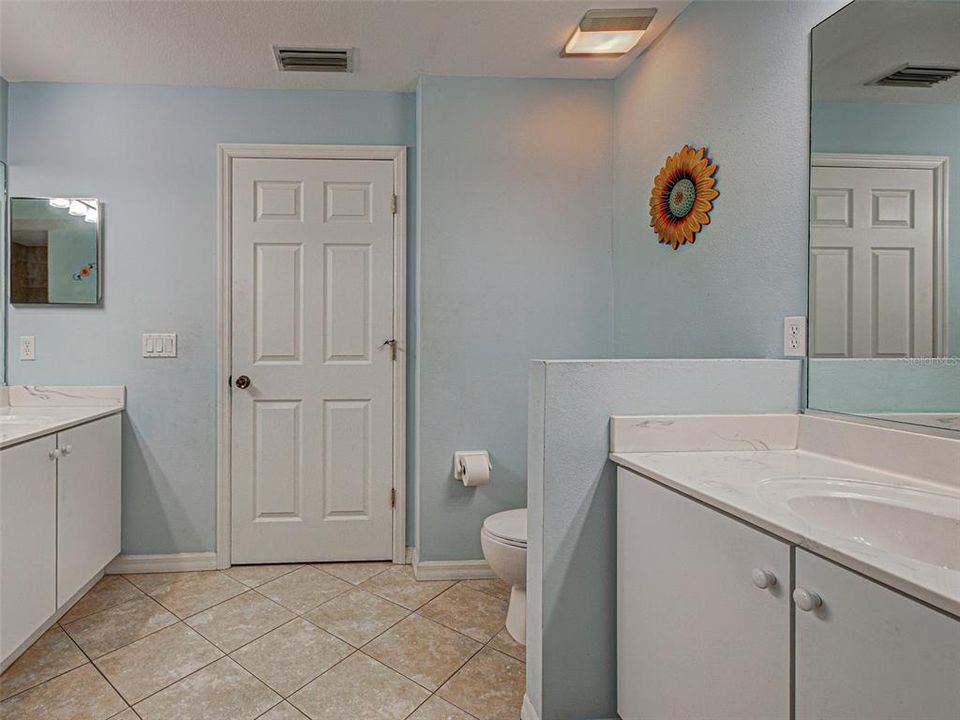 合同活跃: $525,000 (4 贝兹, 3 浴室, 2638 平方英尺)