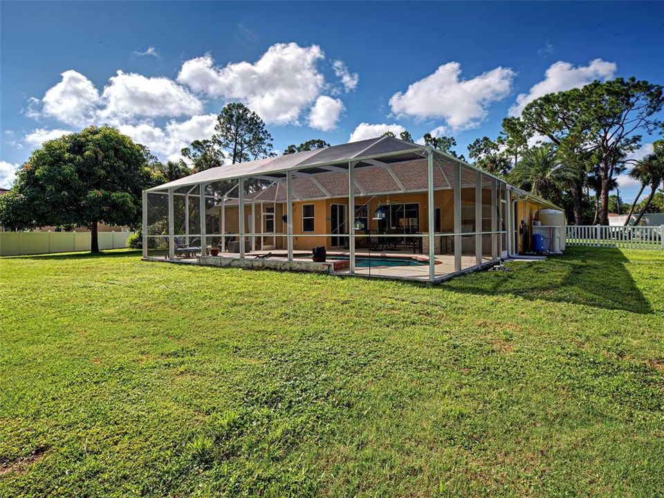 合同活跃: $525,000 (4 贝兹, 3 浴室, 2638 平方英尺)