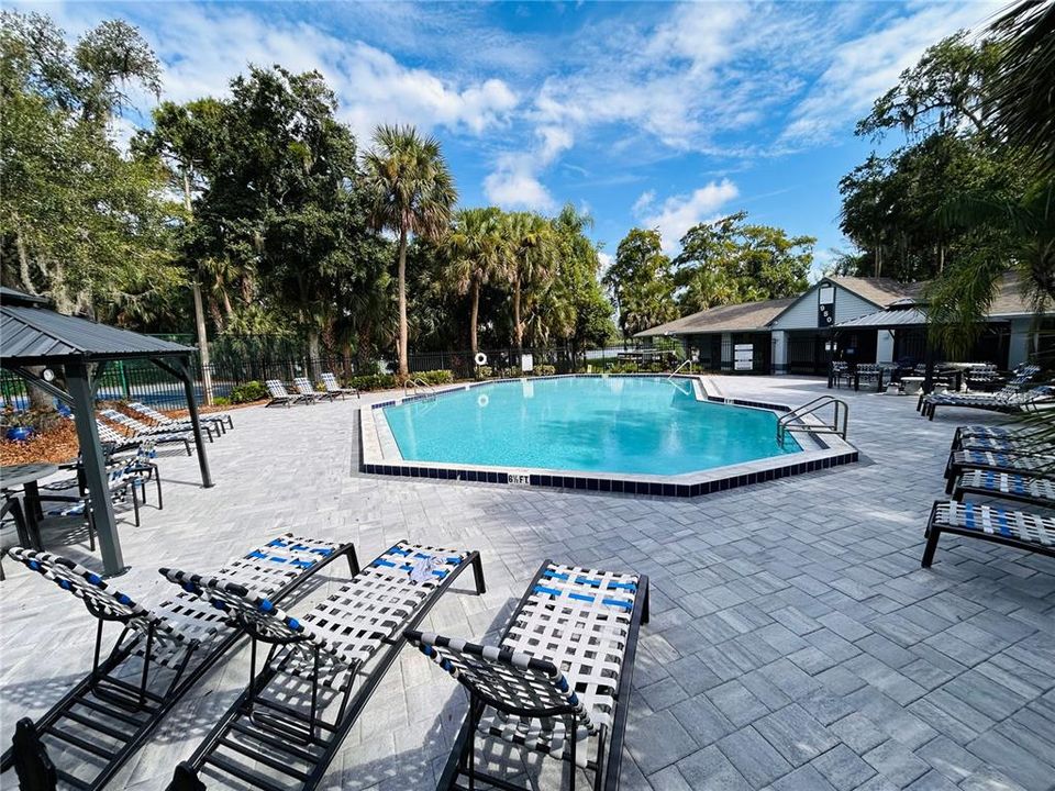 Под контрактом: $95,000 (2 спален, 2 ванн, 912 Квадратных фут)