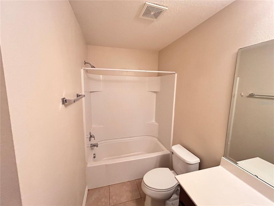 Active With Contract: $2,300 (3 beds, 2 baths, 2034 Square Feet)