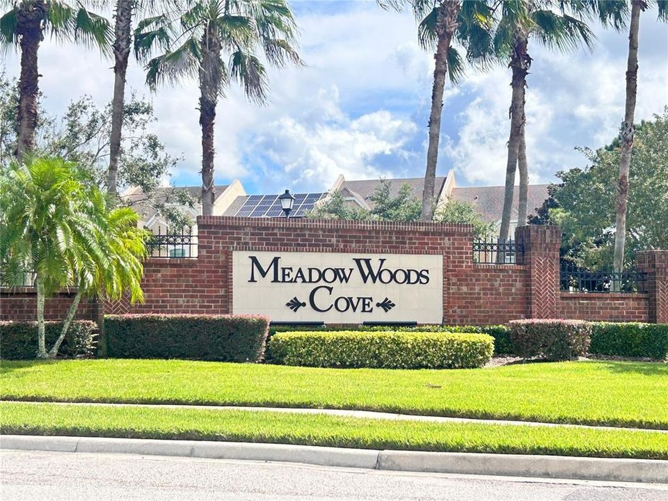 Active With Contract: $2,300 (3 beds, 2 baths, 2034 Square Feet)