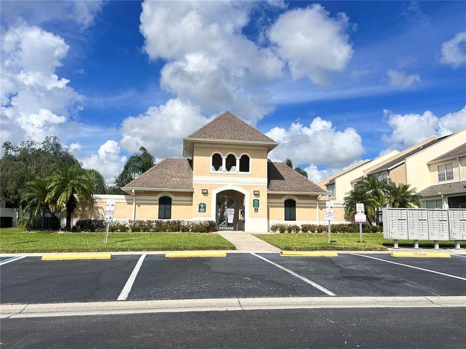 Active With Contract: $2,300 (3 beds, 2 baths, 2034 Square Feet)