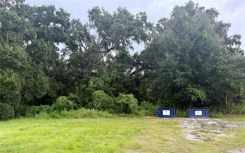 待售: $150,000 (2.93 acres)