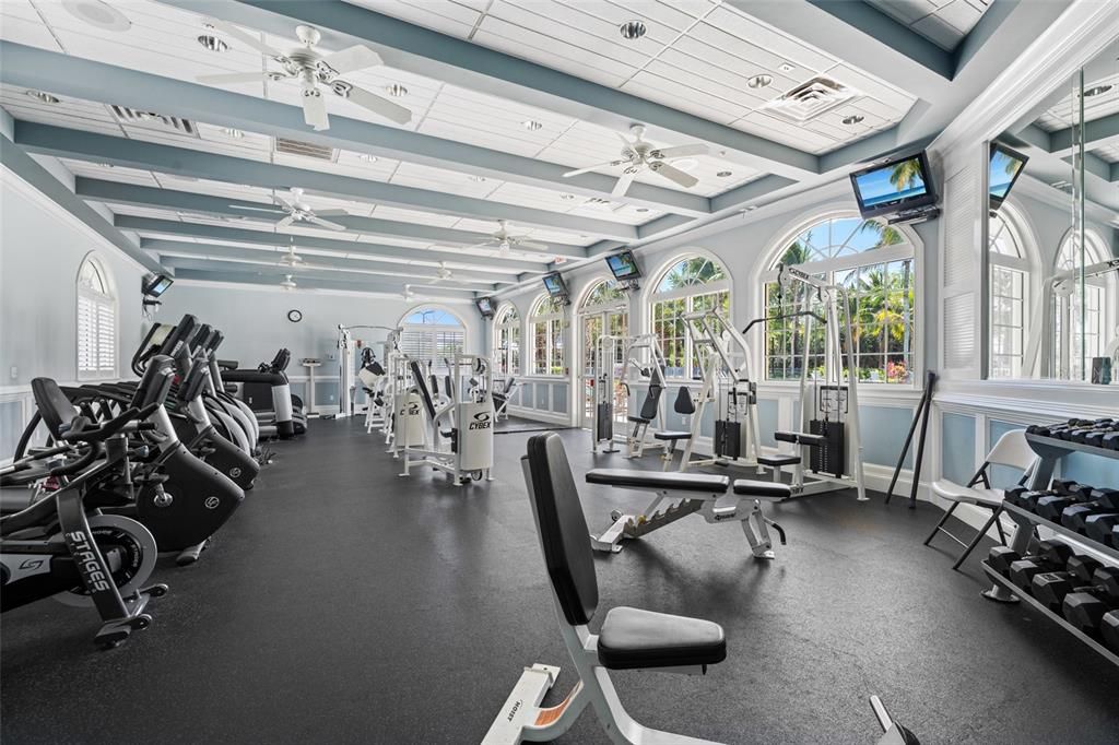 En Venta: $465,000 (3 camas, 2 baños, 2611 Pies cuadrados)