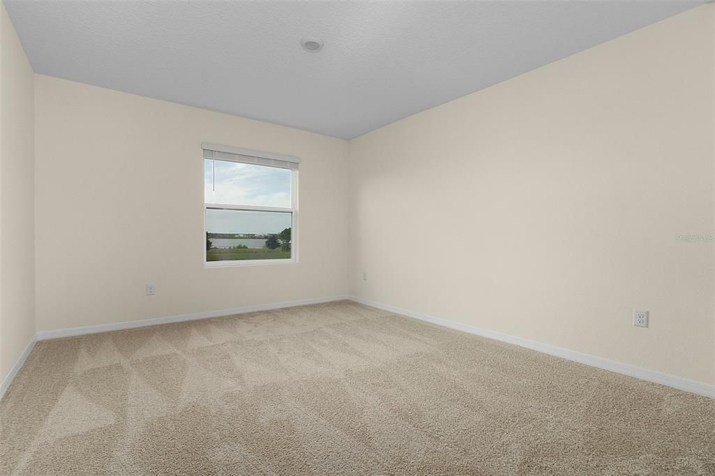 En Renta: $1,900 (3 camas, 2 baños, 1740 Pies cuadrados)