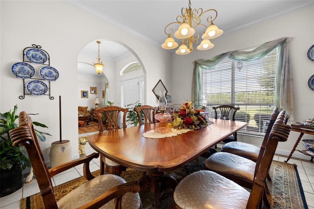 For Sale: $2,500,000 (3 beds, 3 baths, 6330 Square Feet)