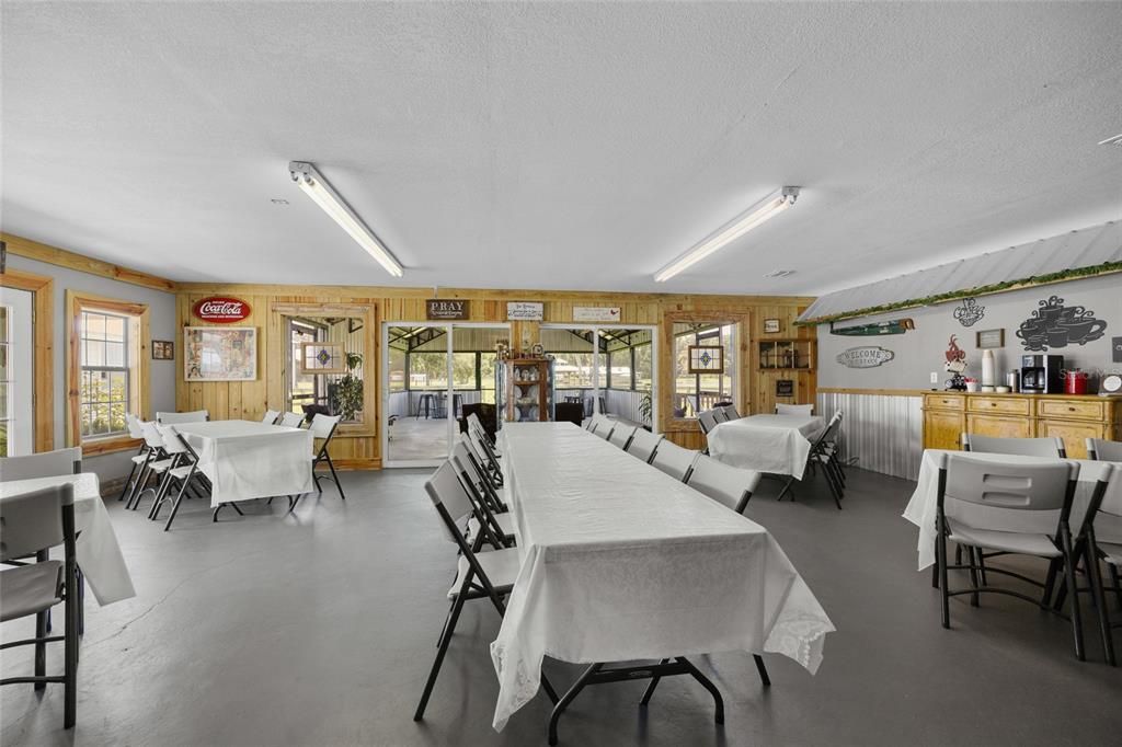 For Sale: $2,500,000 (3 beds, 3 baths, 6330 Square Feet)