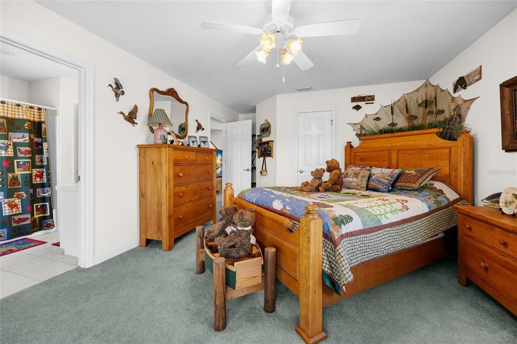 For Sale: $2,500,000 (3 beds, 3 baths, 6330 Square Feet)