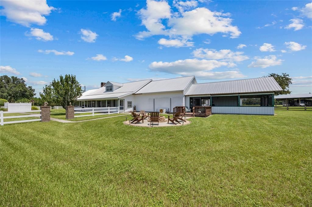 For Sale: $2,500,000 (3 beds, 3 baths, 6330 Square Feet)