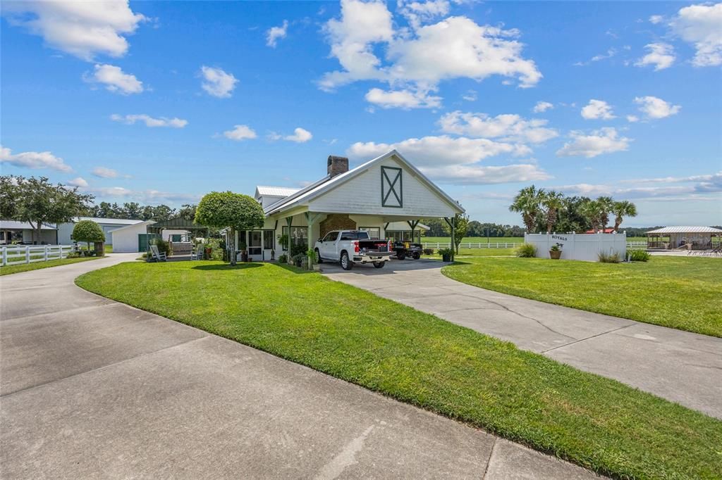 For Sale: $2,500,000 (3 beds, 3 baths, 6330 Square Feet)