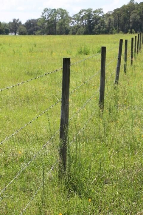For Sale: $1,250,000 (45.57 acres)