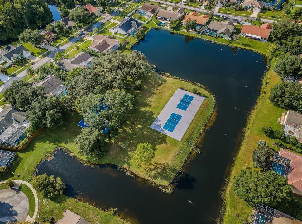 For Sale: $549,000 (3 beds, 2 baths, 1828 Square Feet)