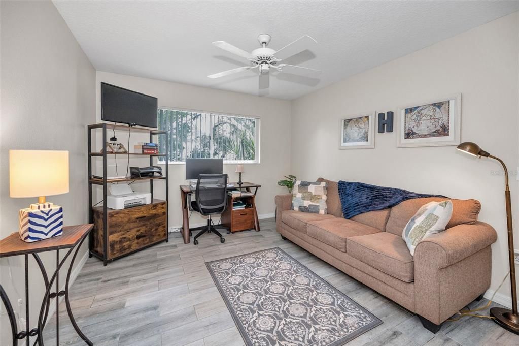 For Sale: $549,000 (3 beds, 2 baths, 1828 Square Feet)