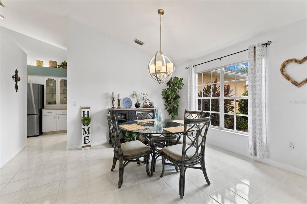 For Sale: $549,000 (3 beds, 2 baths, 1828 Square Feet)