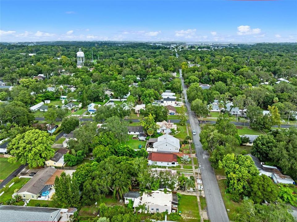 Active With Contract: $539,000 (3 beds, 2 baths, 1923 Square Feet)
